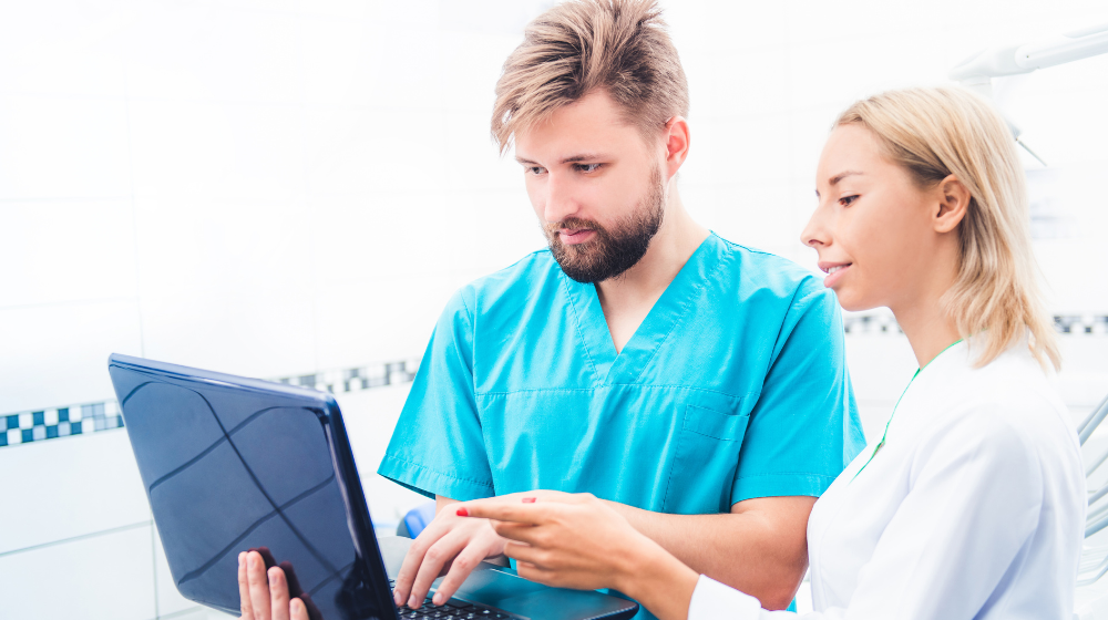 dentists browsing software options